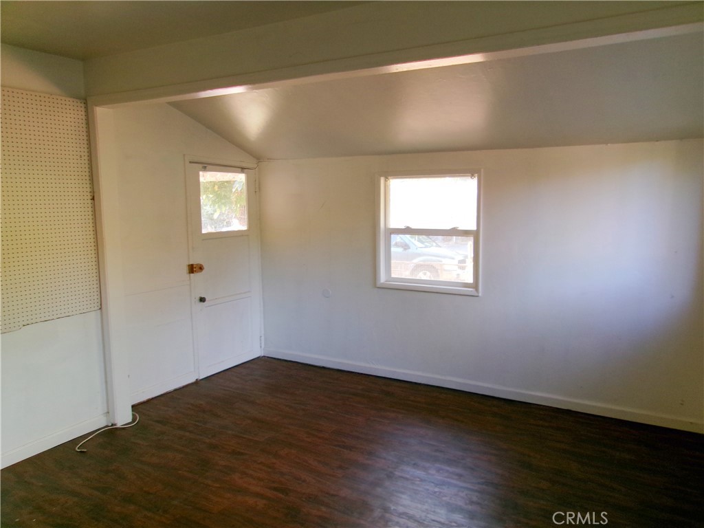 6065 2nd Ave, Lucerne, CA 95458