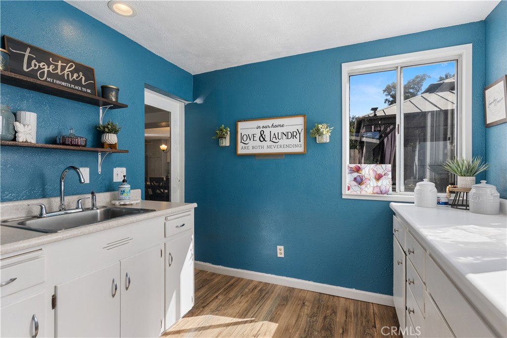 6843 Rosemont Dr, Lucerne, CA 95458