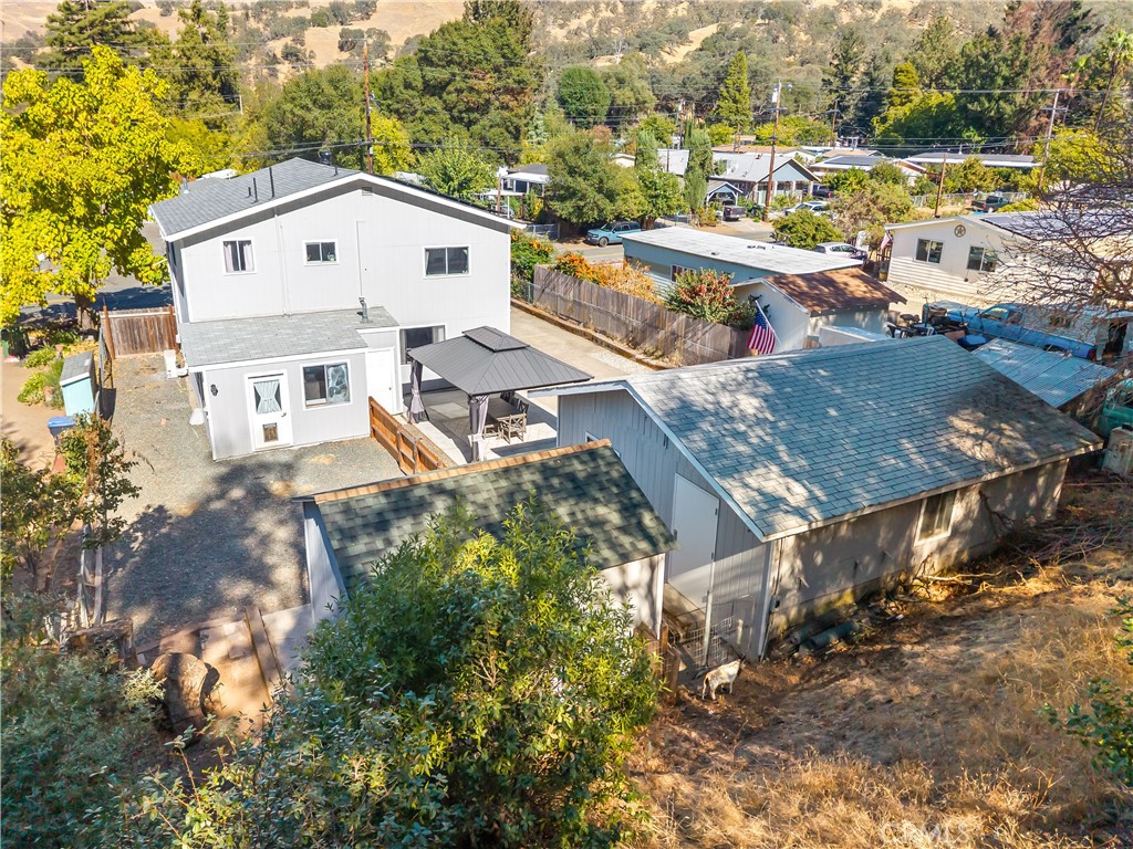 6843 Rosemont Dr, Lucerne, CA 95458