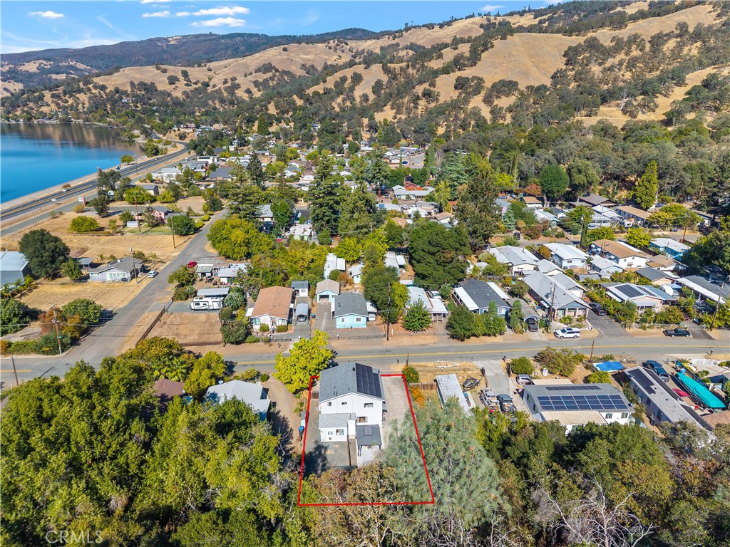 6843 Rosemont Dr, Lucerne, CA 95458
