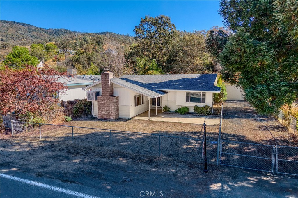 4262 Country Club, Lucerne, CA 95458