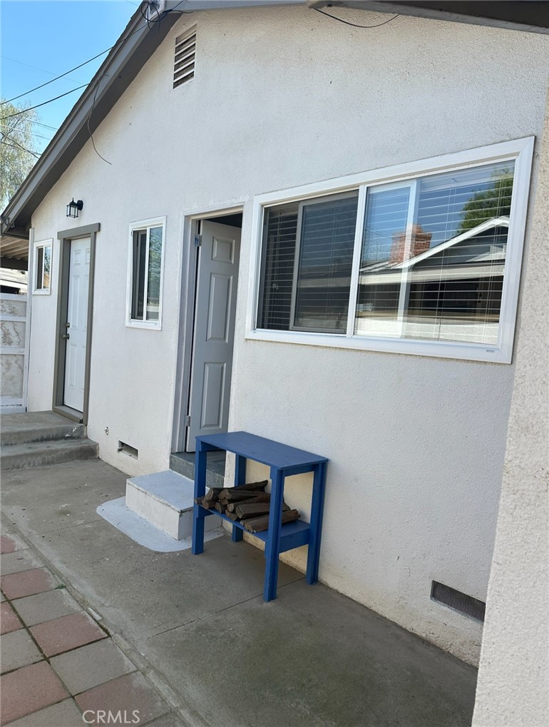 322 N Dayton, Tulare, CA 93274