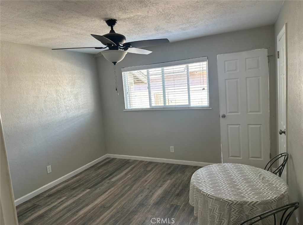 322 N Dayton, Tulare, CA 93274