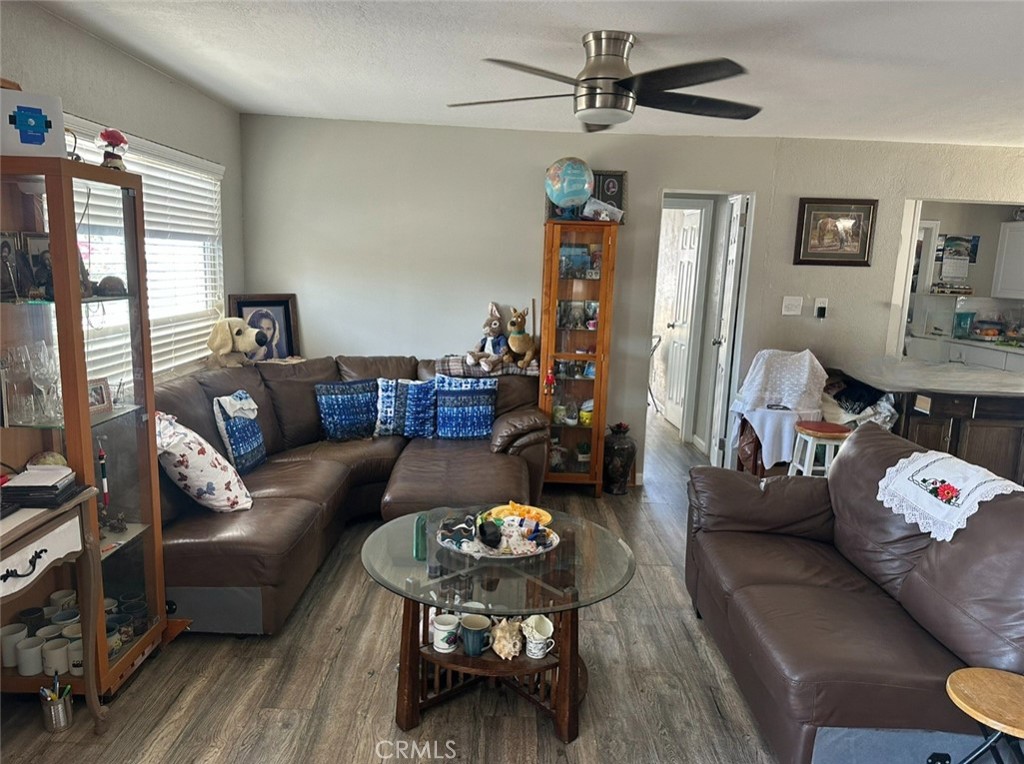 322 N Dayton, Tulare, CA 93274