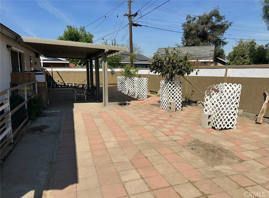 322 N Dayton, Tulare, CA 93274