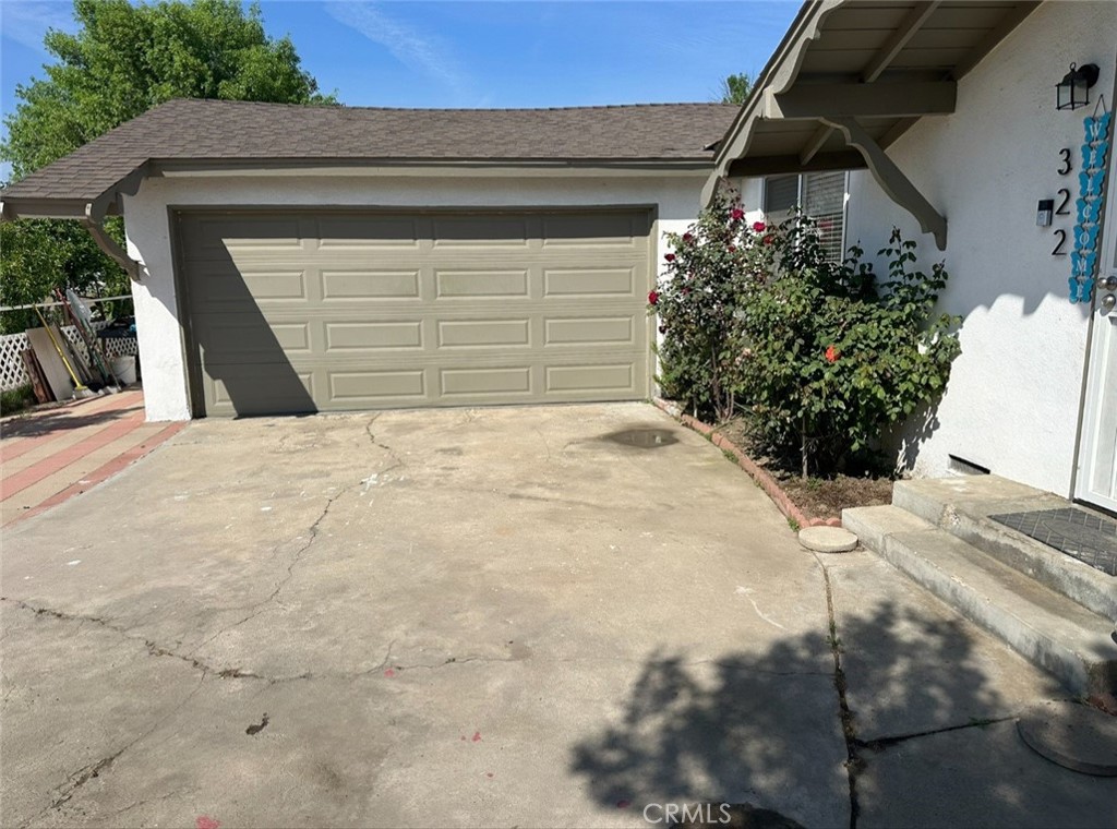322 N Dayton, Tulare, CA 93274