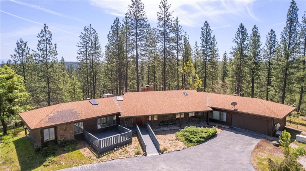 10379 Mcmahon Rd, Coulterville, CA 95311