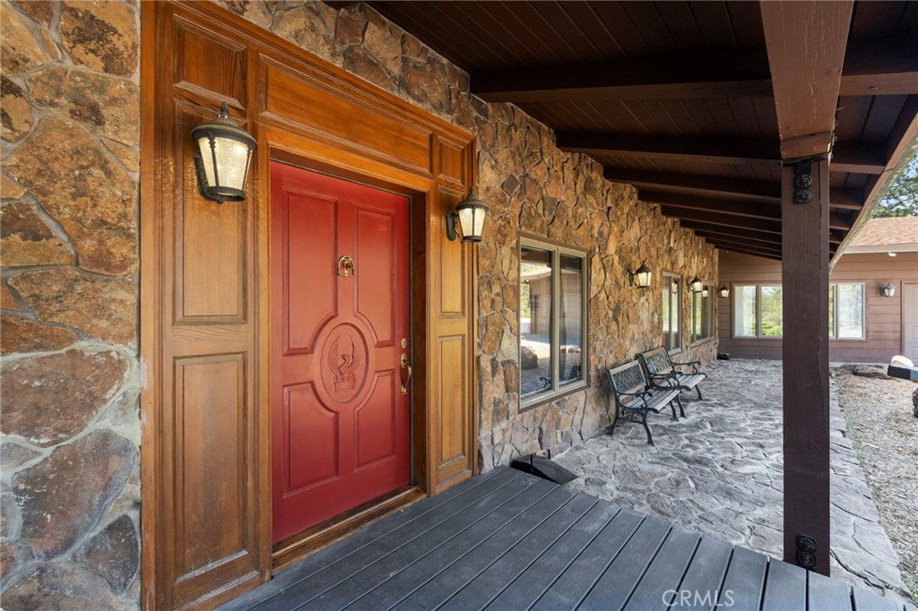 10379 Mcmahon Rd, Coulterville, CA 95311