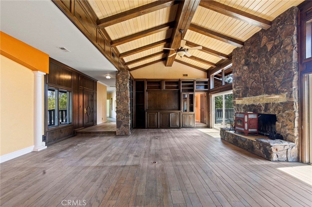 10379 Mcmahon Rd, Coulterville, CA 95311