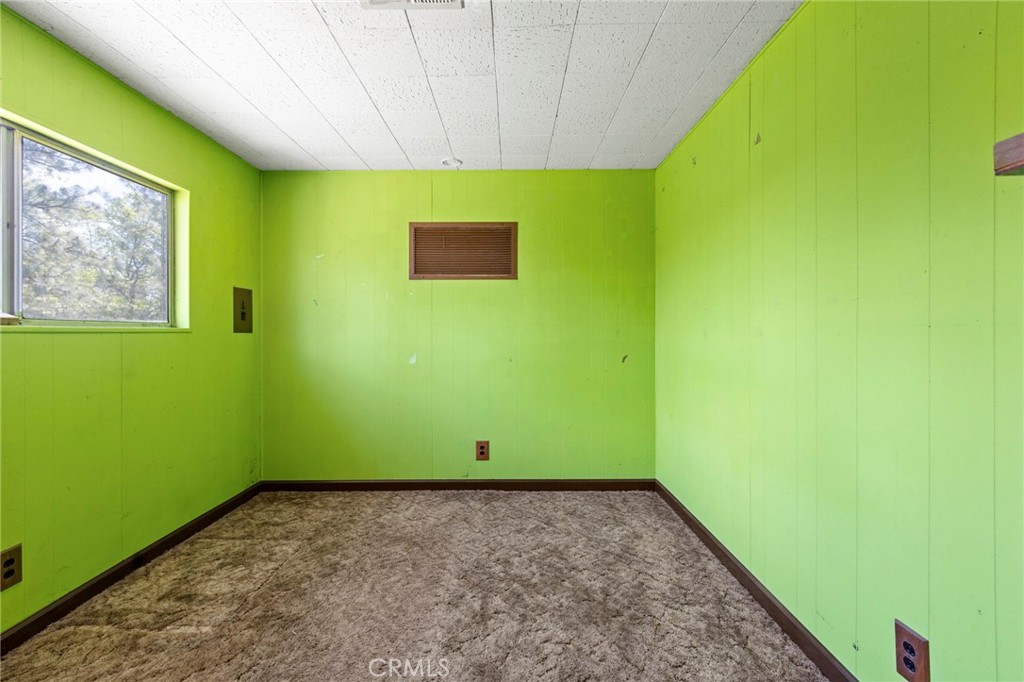 10379 Mcmahon Rd, Coulterville, CA 95311