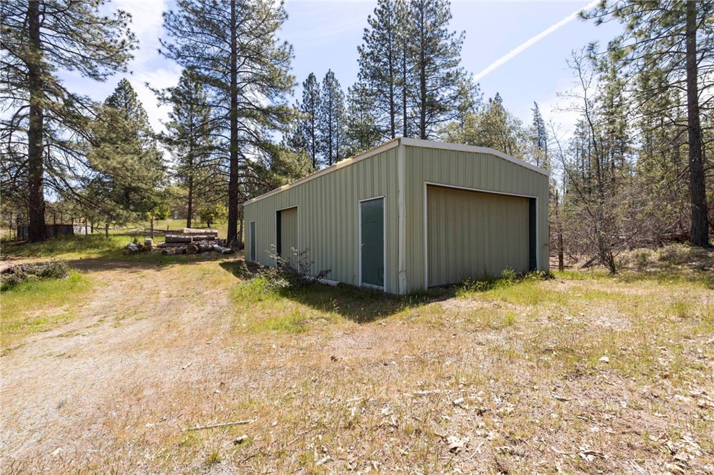 10379 Mcmahon Rd, Coulterville, CA 95311