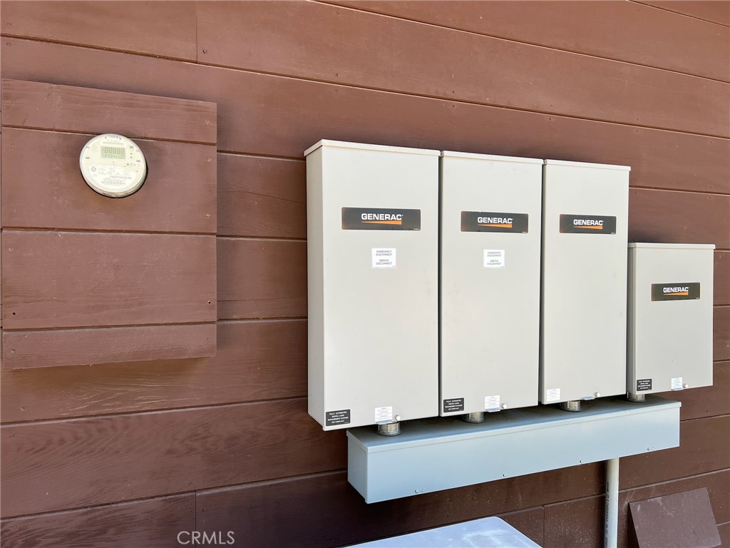 10379 Mcmahon Rd, Coulterville, CA 95311