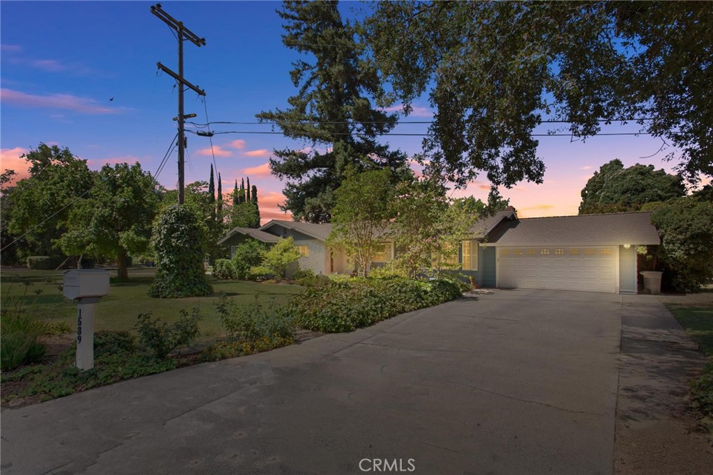 1539 W North Bear Creek Dr, Merced, CA 95348