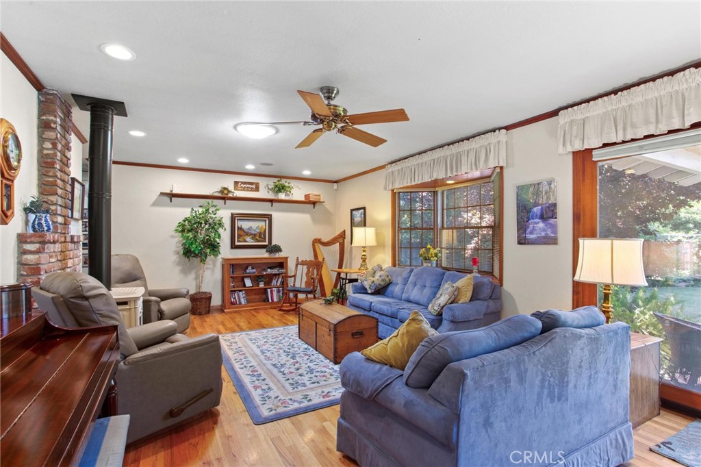 1539 W North Bear Creek Dr, Merced, CA 95348