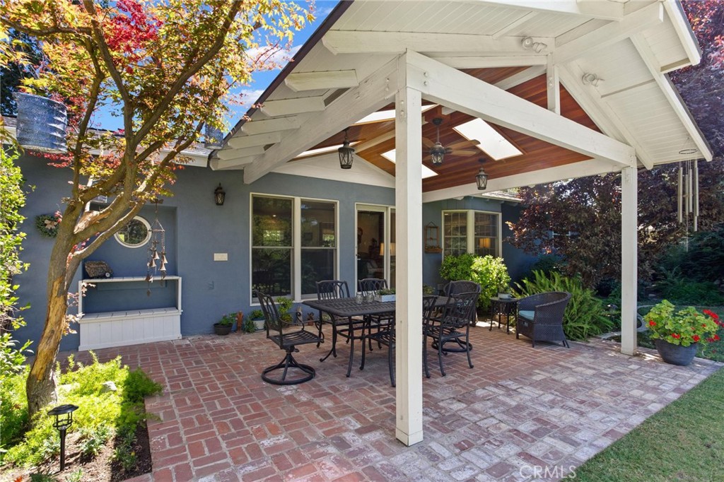 1539 W North Bear Creek Dr, Merced, CA 95348
