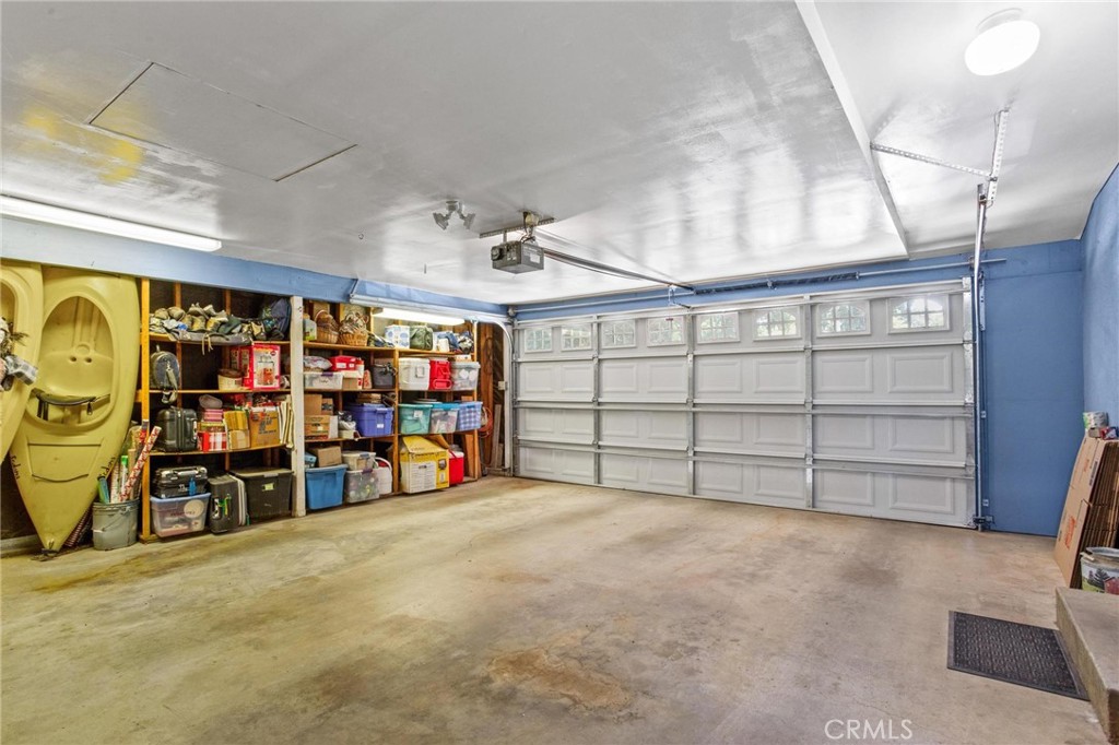1539 W North Bear Creek Dr, Merced, CA 95348