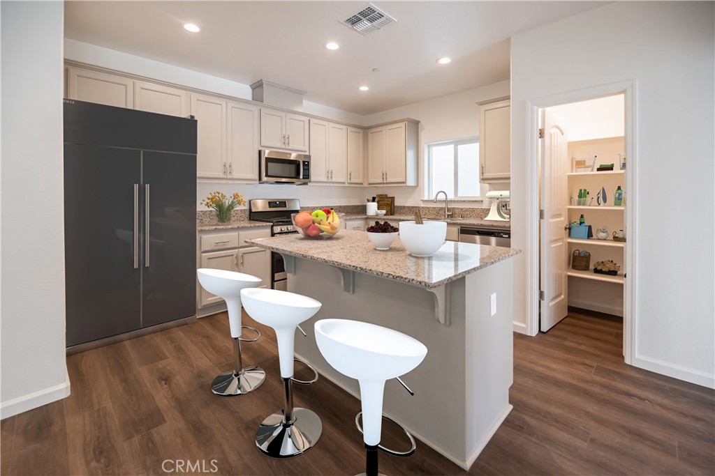 184 Montage Dr, Merced, CA 95348