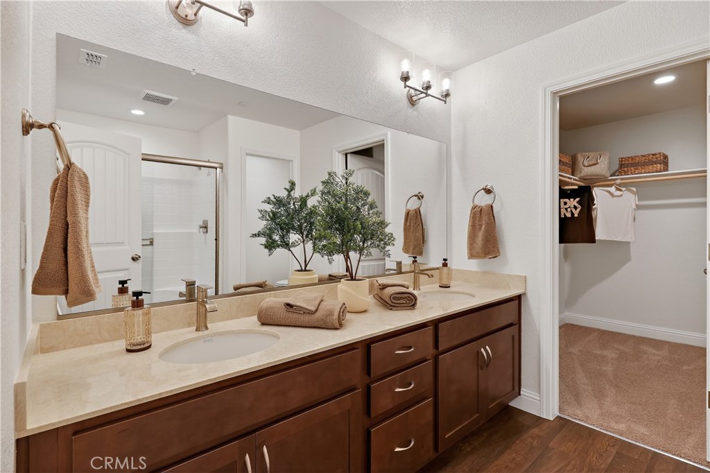 236 Montage Dr, Merced, CA 95348