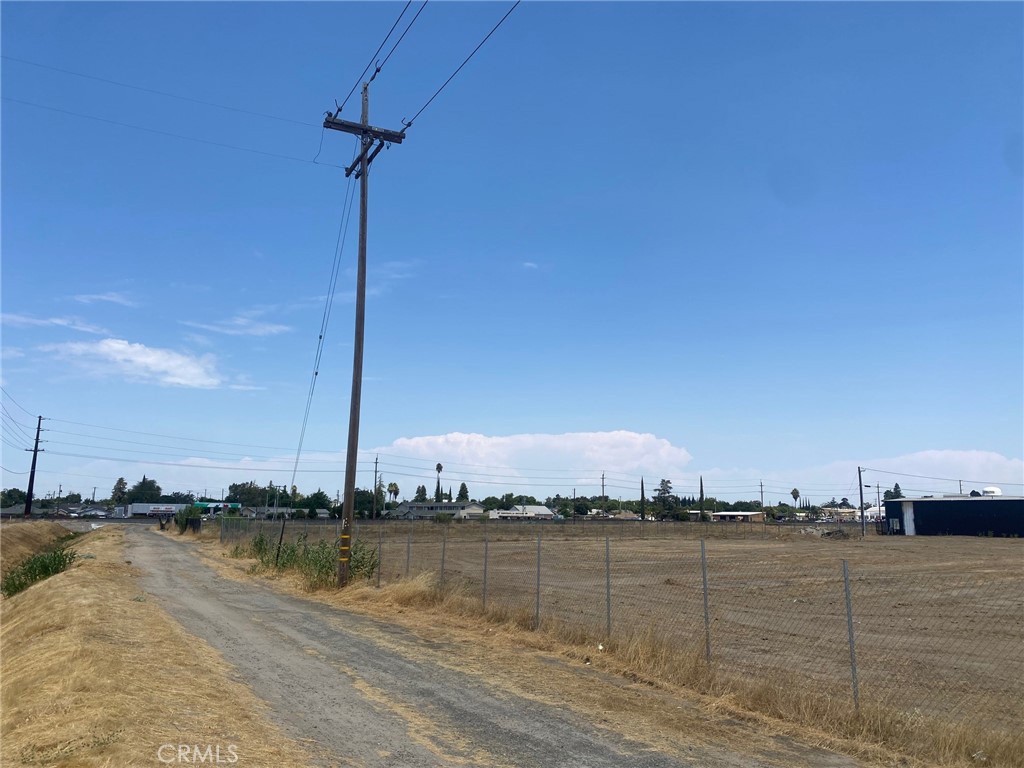 1883 Sycamore Ave, Atwater, CA 95301