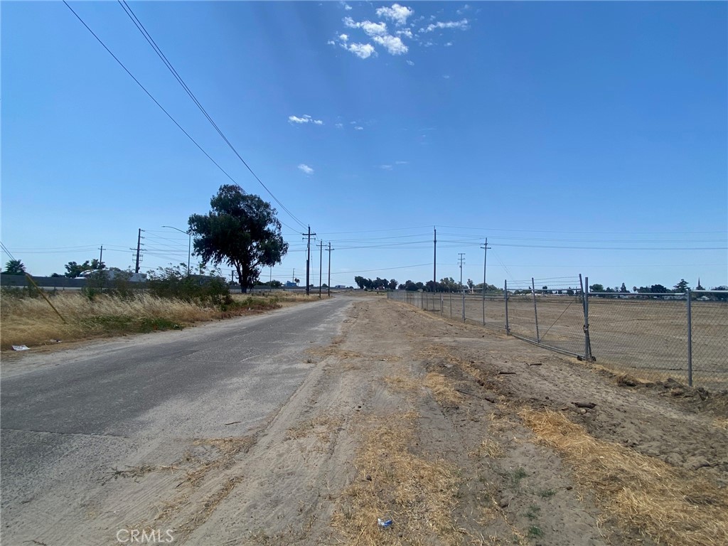 1883 Sycamore Ave, Atwater, CA 95301