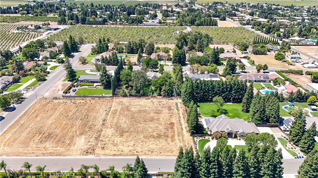 1371 Shady Cove Ave, Atwater, CA 95301