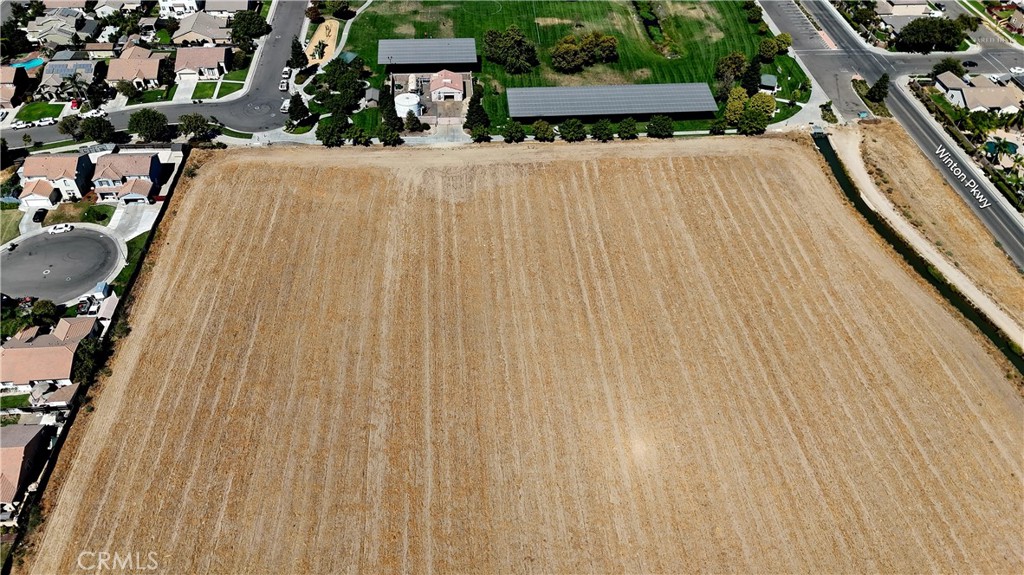 13638 Peach Ave, Livingston, CA 95334