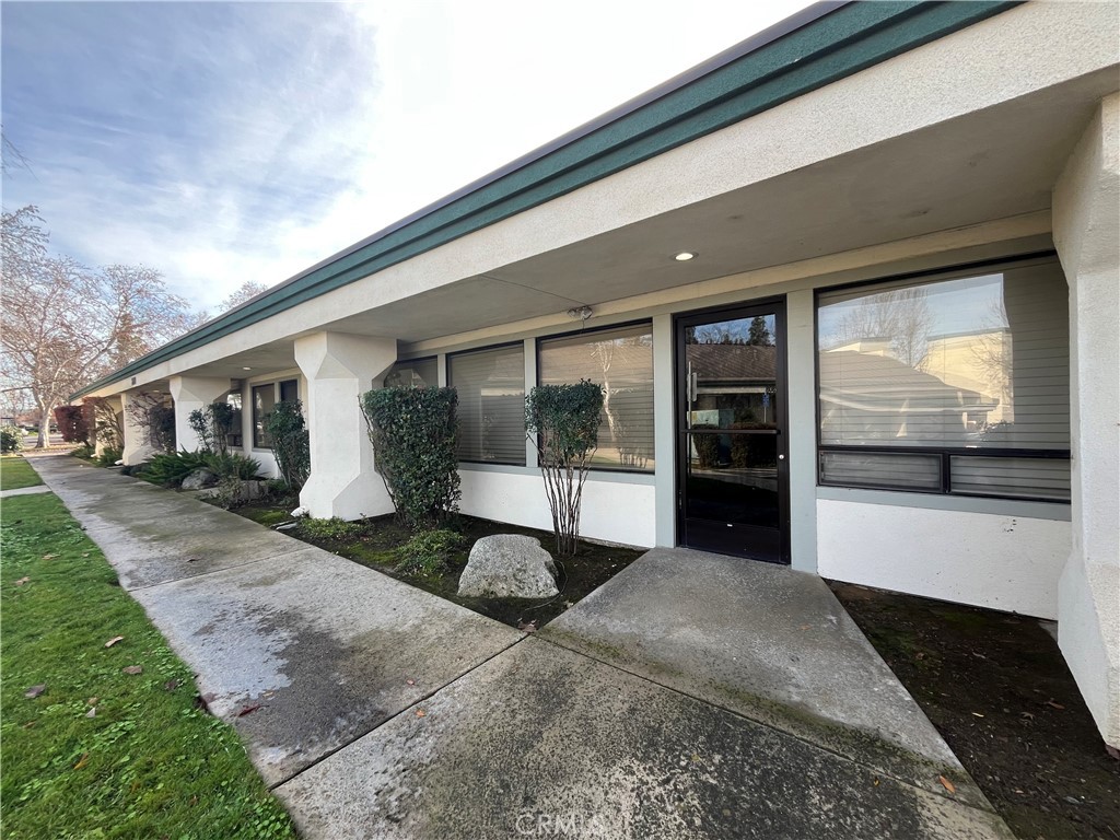 2800 Park Ave #A, Merced, CA 95348