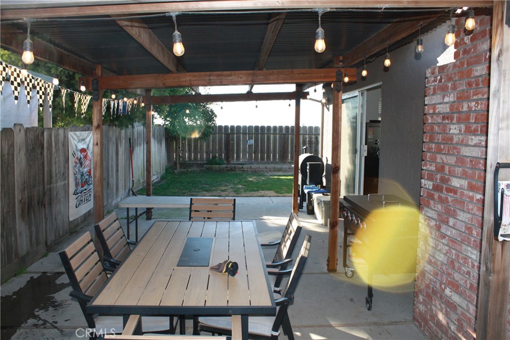 8139 Winfield Dr, Hilmar, CA 95324