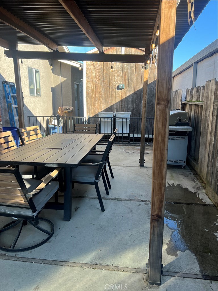 8139 Winfield Dr, Hilmar, CA 95324