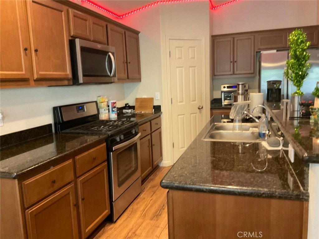 2094 W Pincay St, Merced, CA 95348