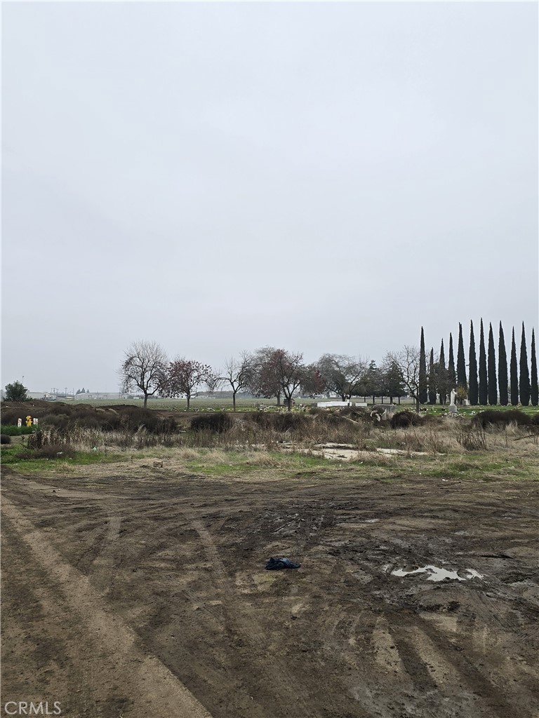 756 Crist Ave, Merced, CA 95341