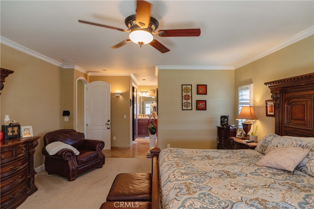 6839 Mercedes Ave, Winton, CA 95388