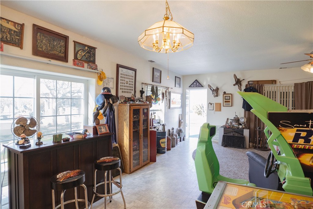 6839 Mercedes Ave, Winton, CA 95388