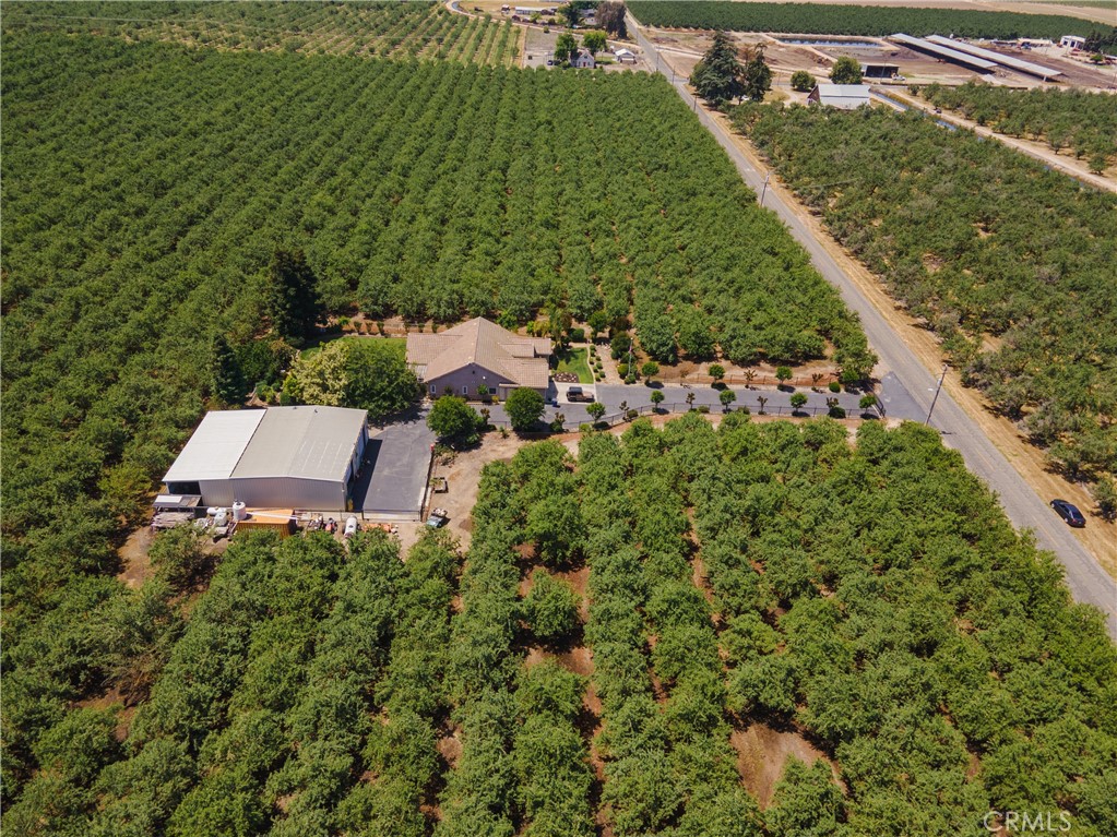 6839 Mercedes Ave, Winton, CA 95388