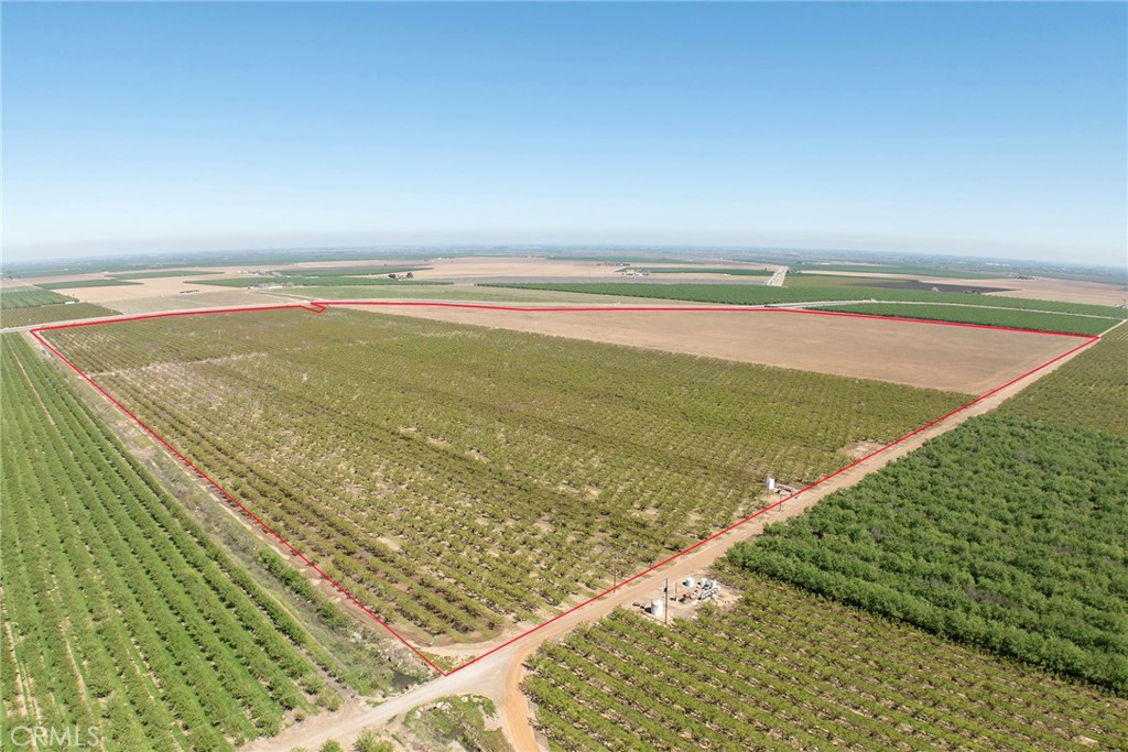 1 Hamilton Rd, Patterson, CA 95360