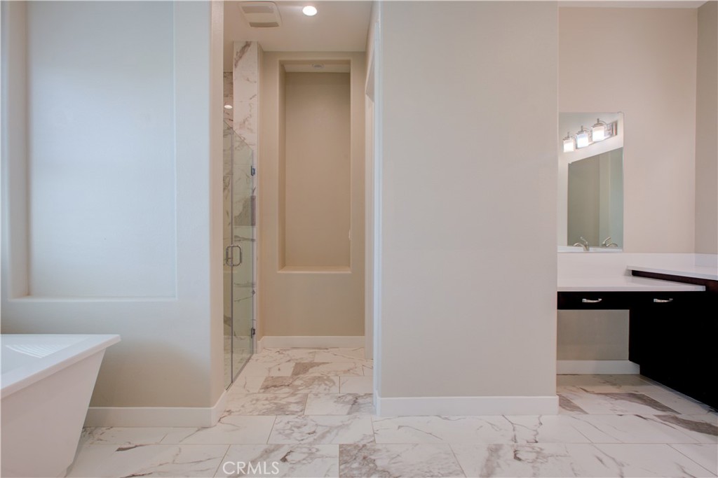 2791 E Tuolumne Rd, Turlock, CA 95382