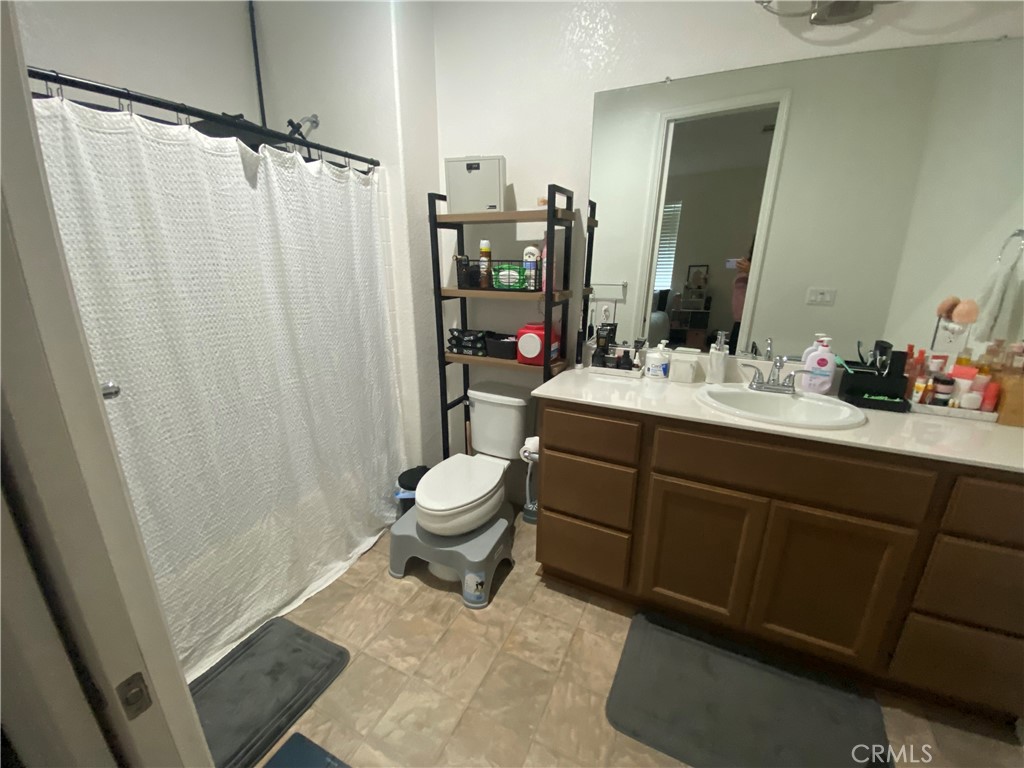 12356 Rose Way, Waterford, CA 95386