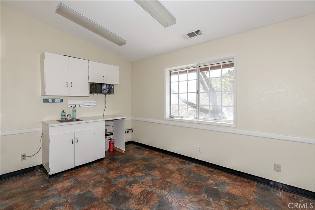 5320 N State Highway 49, Mariposa, CA 95338