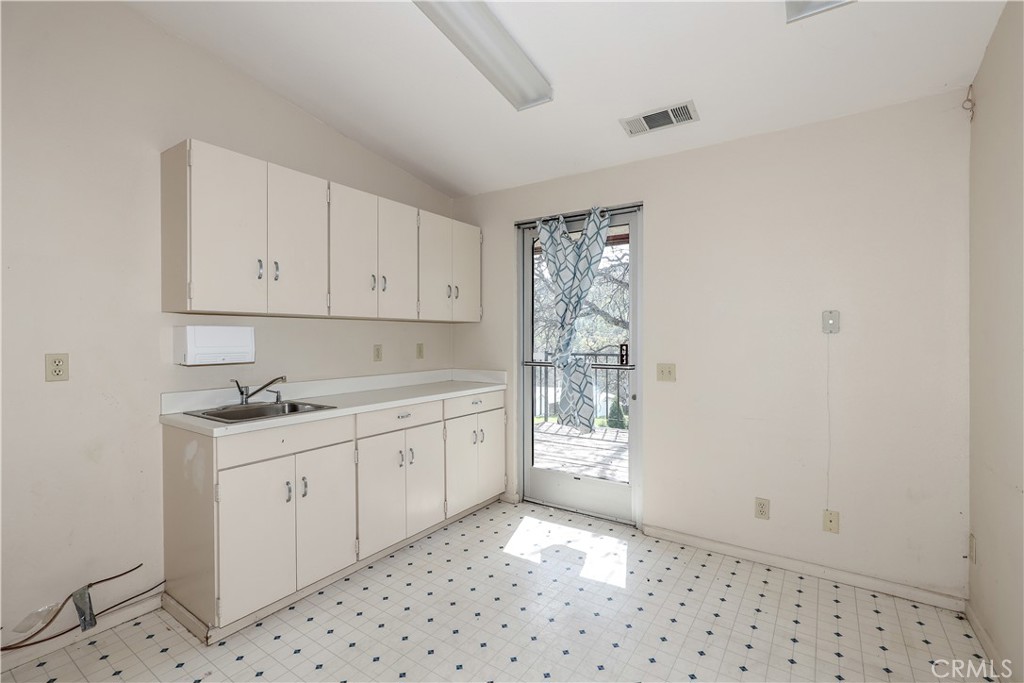 5320 N State Highway 49, Mariposa, CA 95338