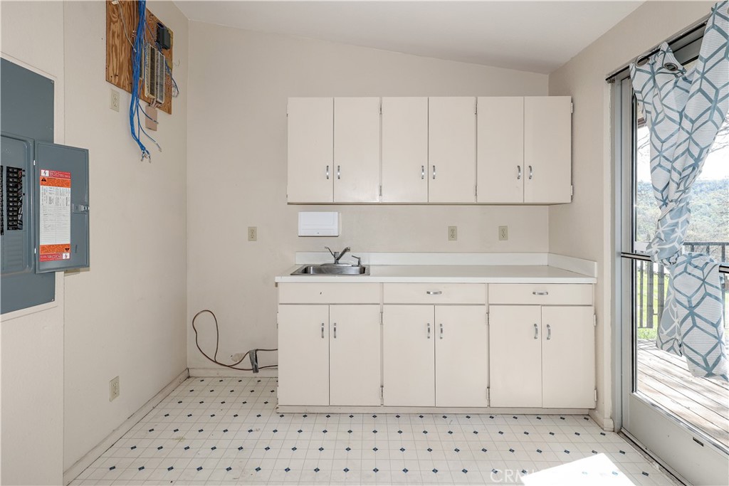 5320 N State Highway 49, Mariposa, CA 95338