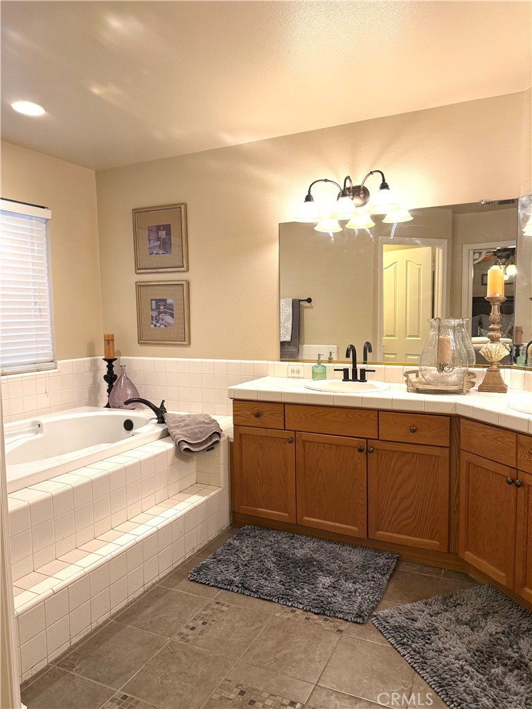 5170 Coronado St, Chowchilla, CA 93610