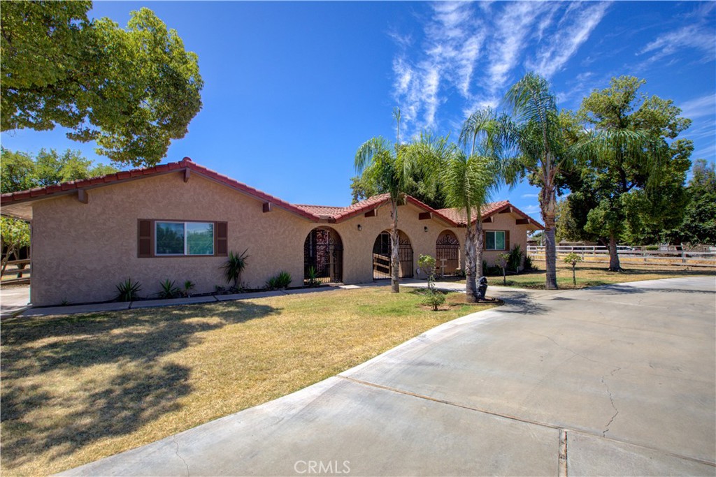 2540 E Childs Ave, Merced, CA 95341