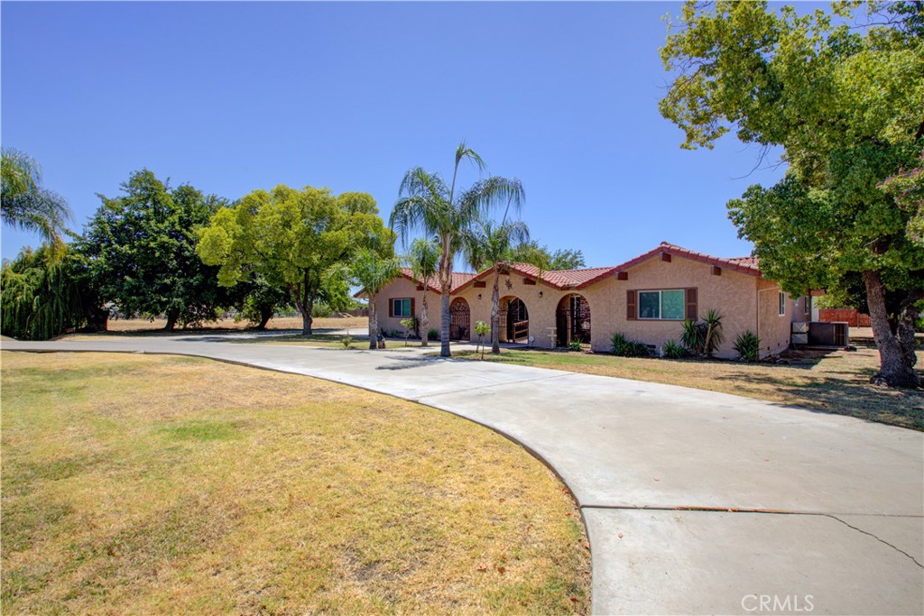 2540 E Childs Ave, Merced, CA 95341