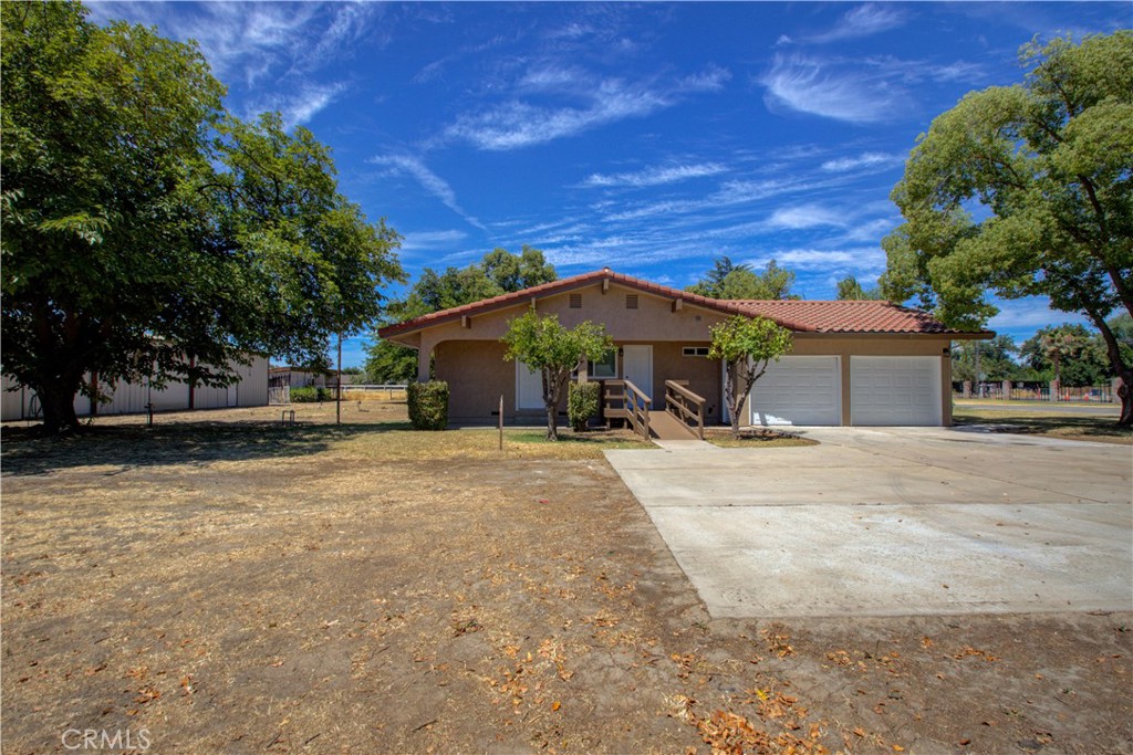2540 E Childs Ave, Merced, CA 95341
