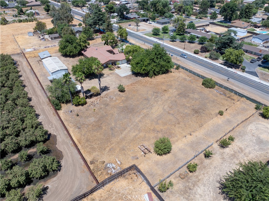 2540 E Childs Ave, Merced, CA 95341