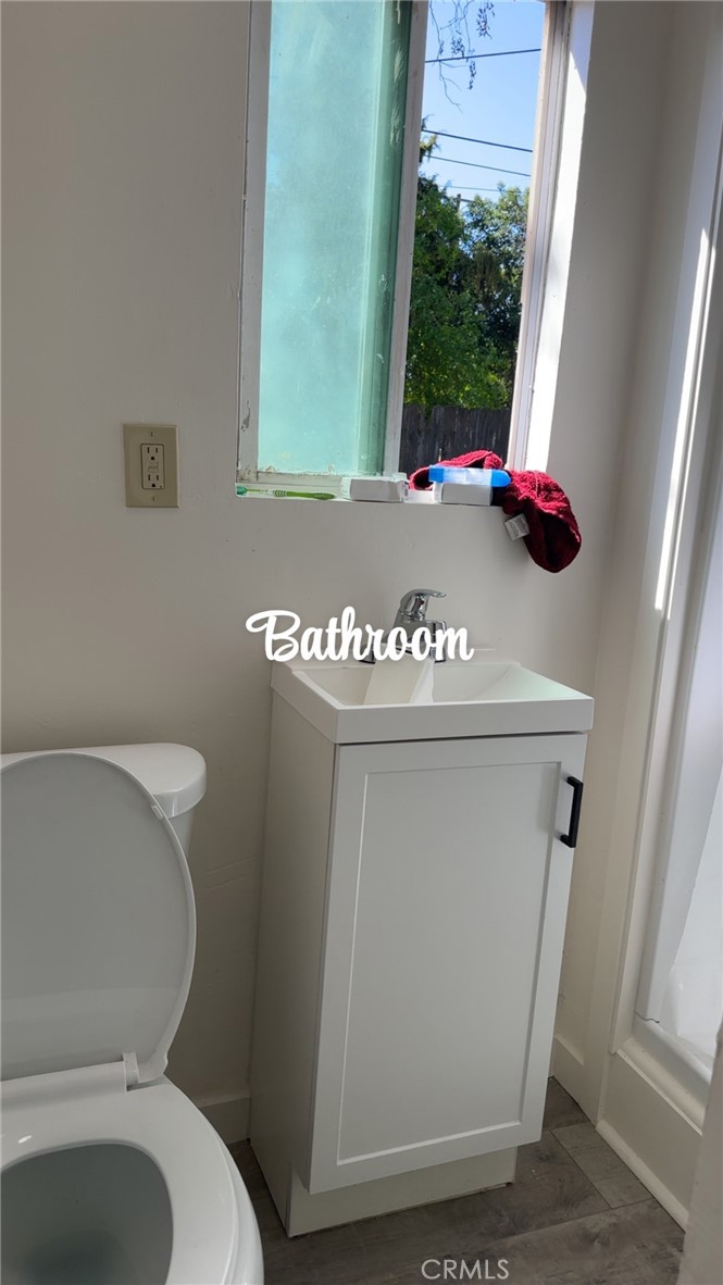 121 W 25th St, Merced, CA 95340