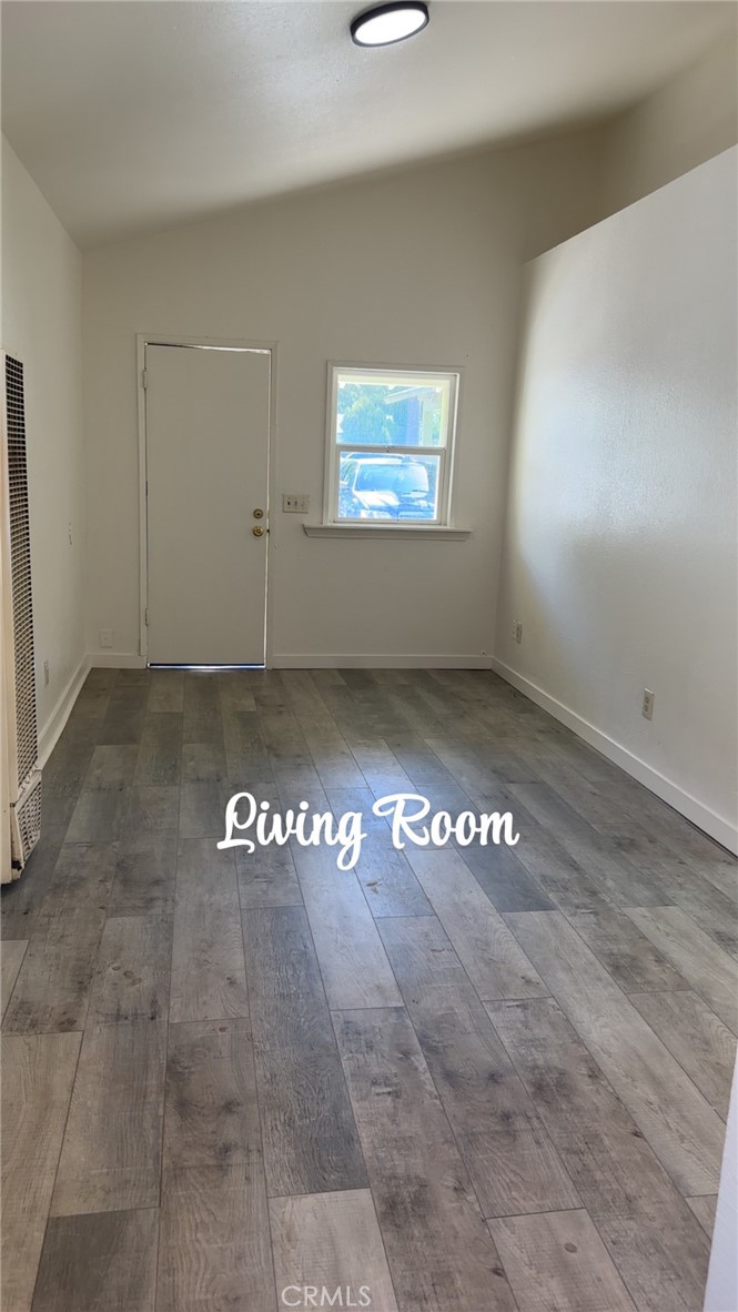 121 W 25th St, Merced, CA 95340