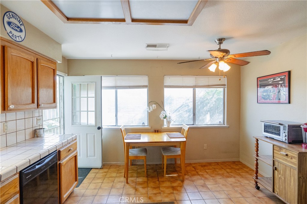 1070 E 23rd St, Merced, CA 95340