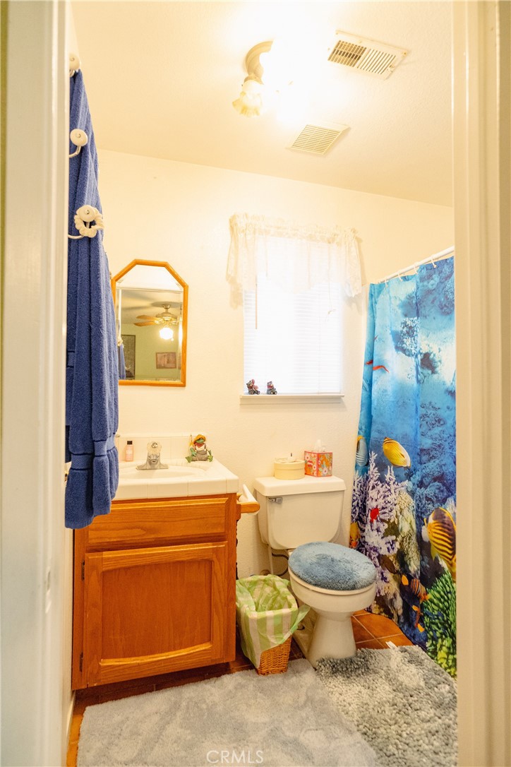 1070 E 23rd St, Merced, CA 95340