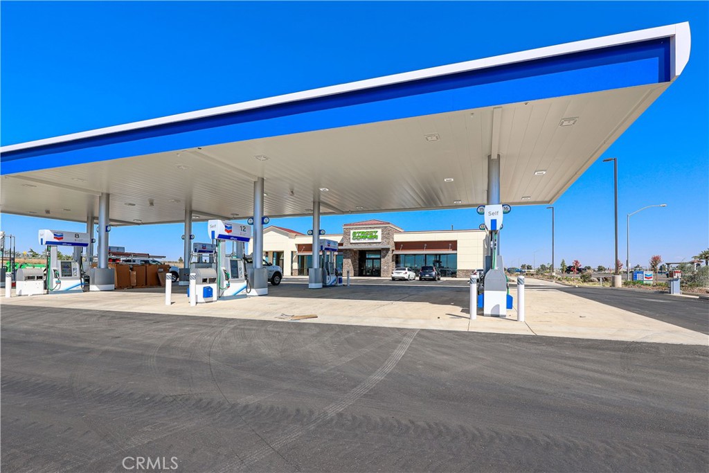 0 1/2 Henry St, Merced, CA 95341